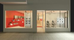 Diseño de local comercial con escaparates acristalados y exposición de productos tecnológicos
